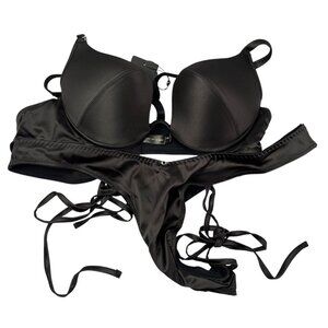 House Of Desire Womens 1X/2X Black Bra and Bikini Lingerie Set